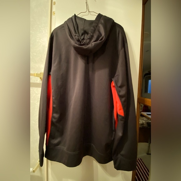 Nike Men's Black and Red Hooded Performance Jacket - Picture 2 of 3